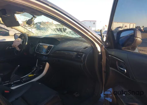 2017 Honda Accord Ex-L V6 z USA, uszkodzony, nr VIN 1HGCR3F88HA011885